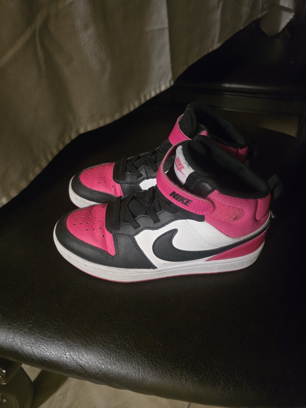 Nike Kids Black Pink White Mid-Top Sneakers